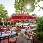 Avalon 4*