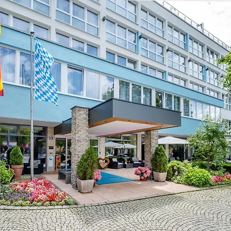 Avalon Hotel 4*