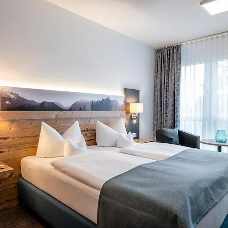 Avalon 4*